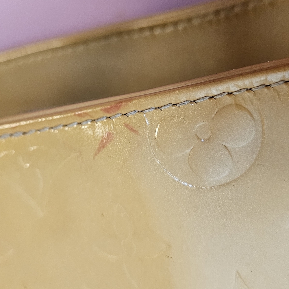 👜Louis Vuitton Vernis Houston Logo Embossed Tote Bag 🏵 - Picture 16 of 17